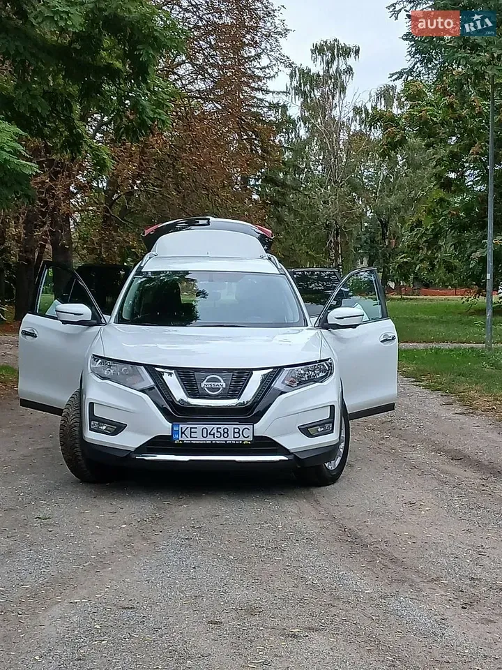 Nissan Rogue 2017 photo 2
