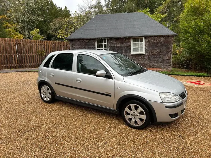 Vauxhall Corsa 2006 photo 3