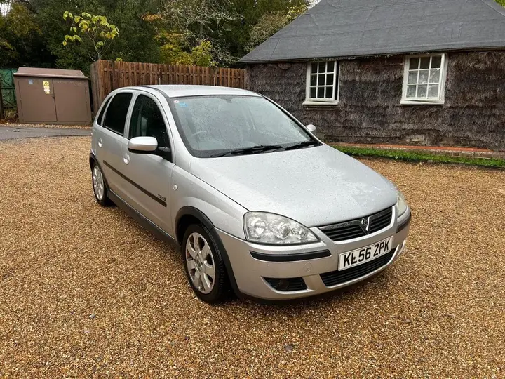 Vauxhall Corsa 2006 photo 5