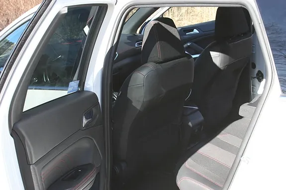 Peugeot 308 2020 photo 3