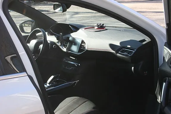 Peugeot 308 2020 photo 5