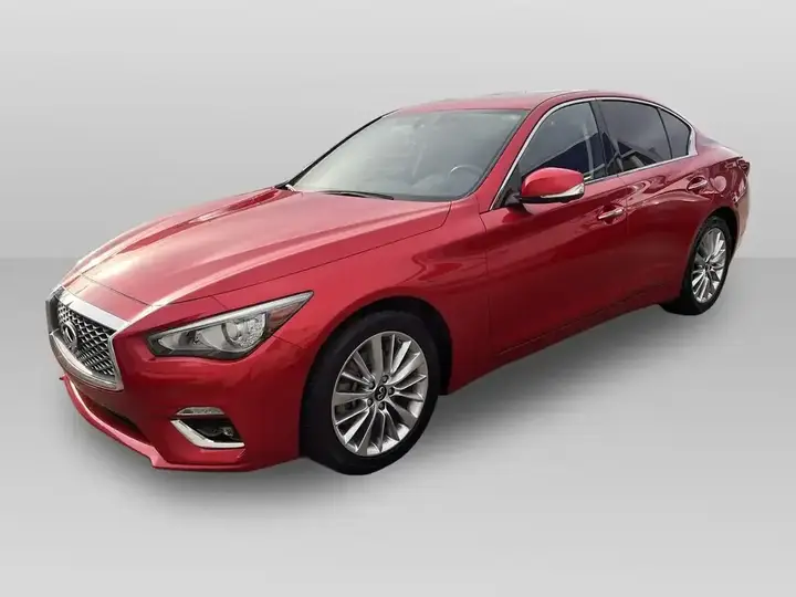 Infiniti Q50 2021 photo 2