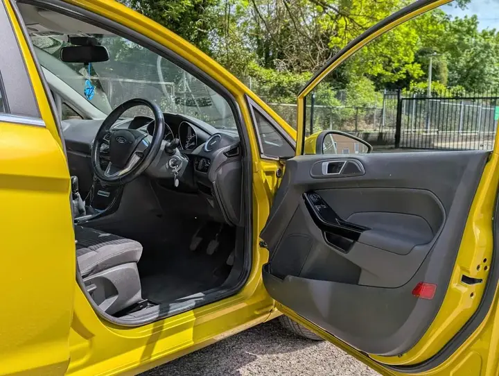 Ford Fiesta 2016 photo 4