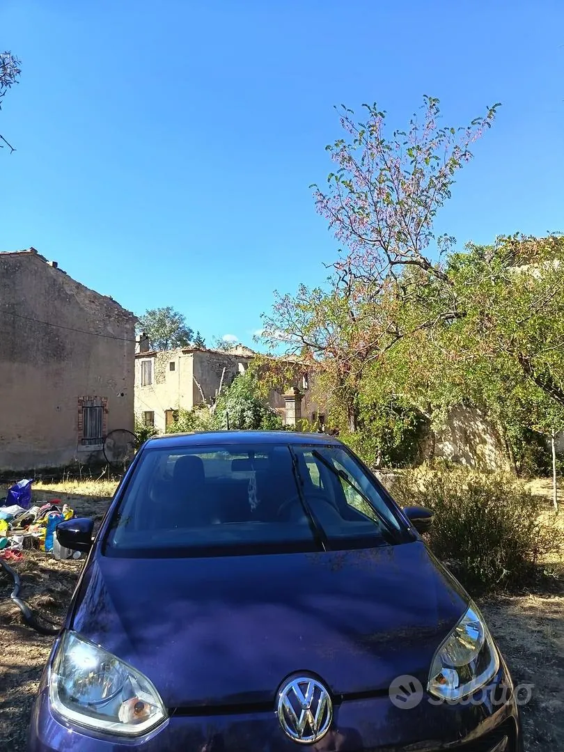 Volkswagen Up