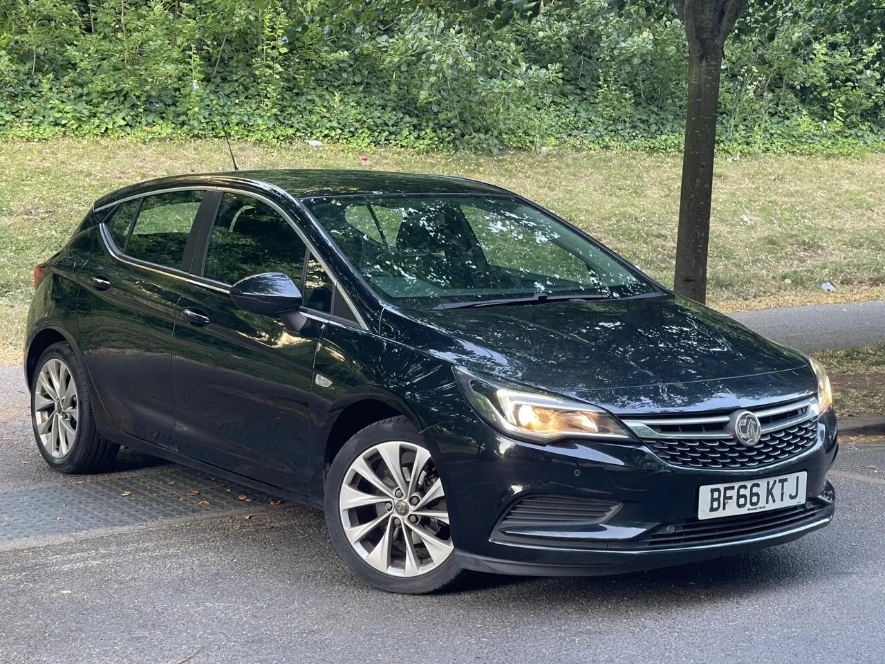 Vauxhall Astra 2016 photo 4