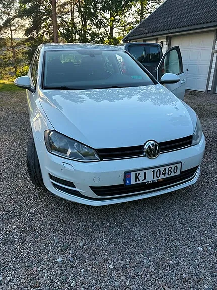 Volkswagen Golf 2014 photo 2