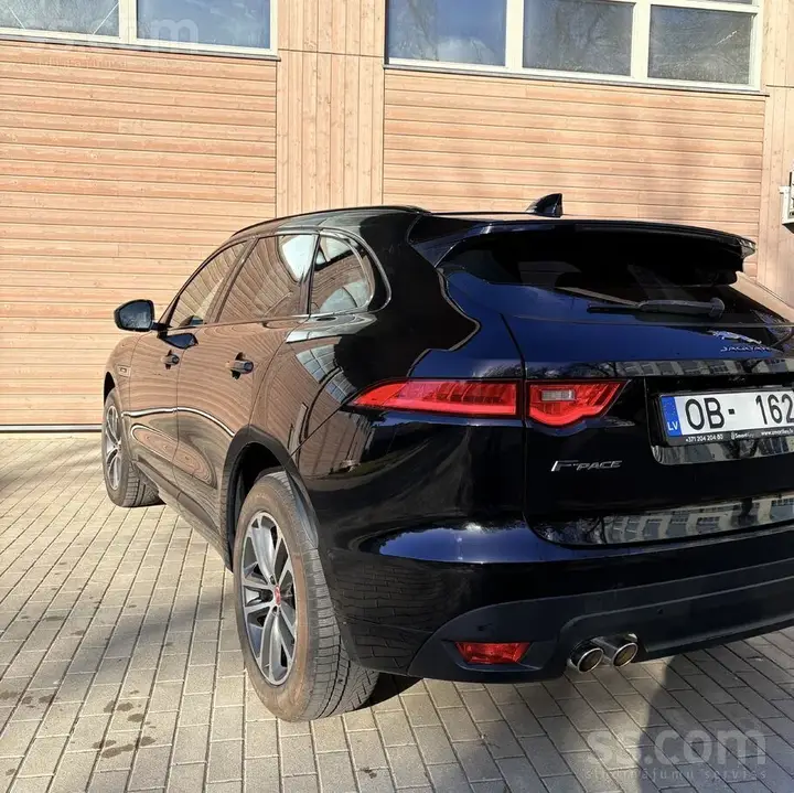 Jaguar F-Pace 2019 photo 5