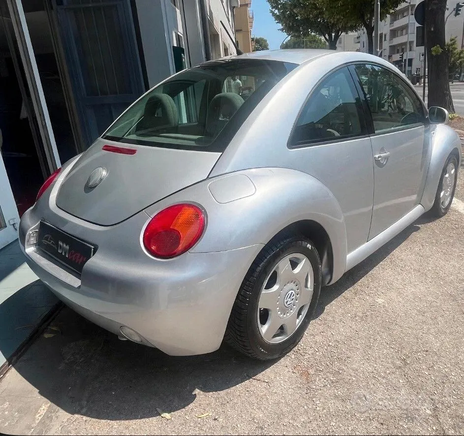 Volkswagen Beetle 2001 photo 4