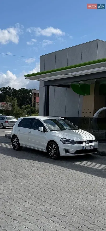 Volkswagen E-Golf 2020 photo 3