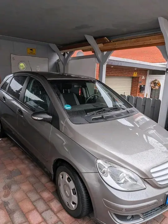 Mercedes-Benz B 150