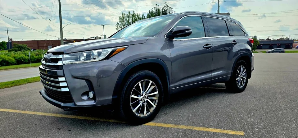 Toyota Highlander 2017 photo 2