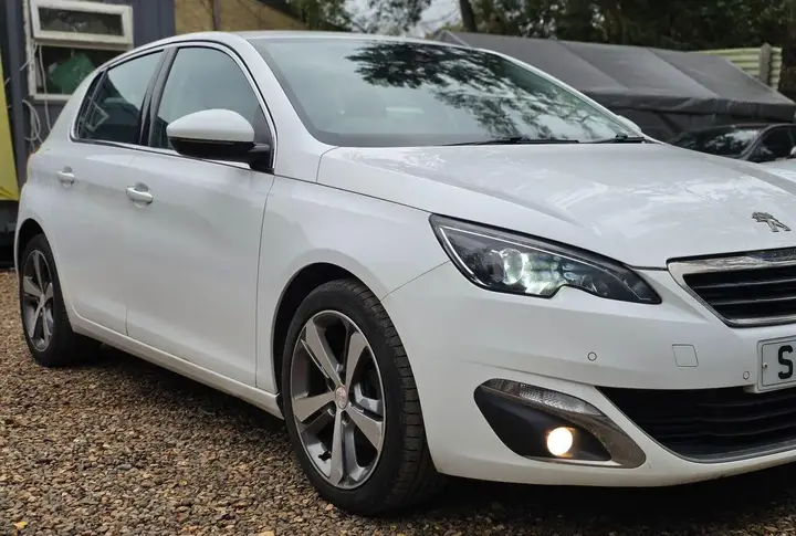 Peugeot 308 2016 photo 2