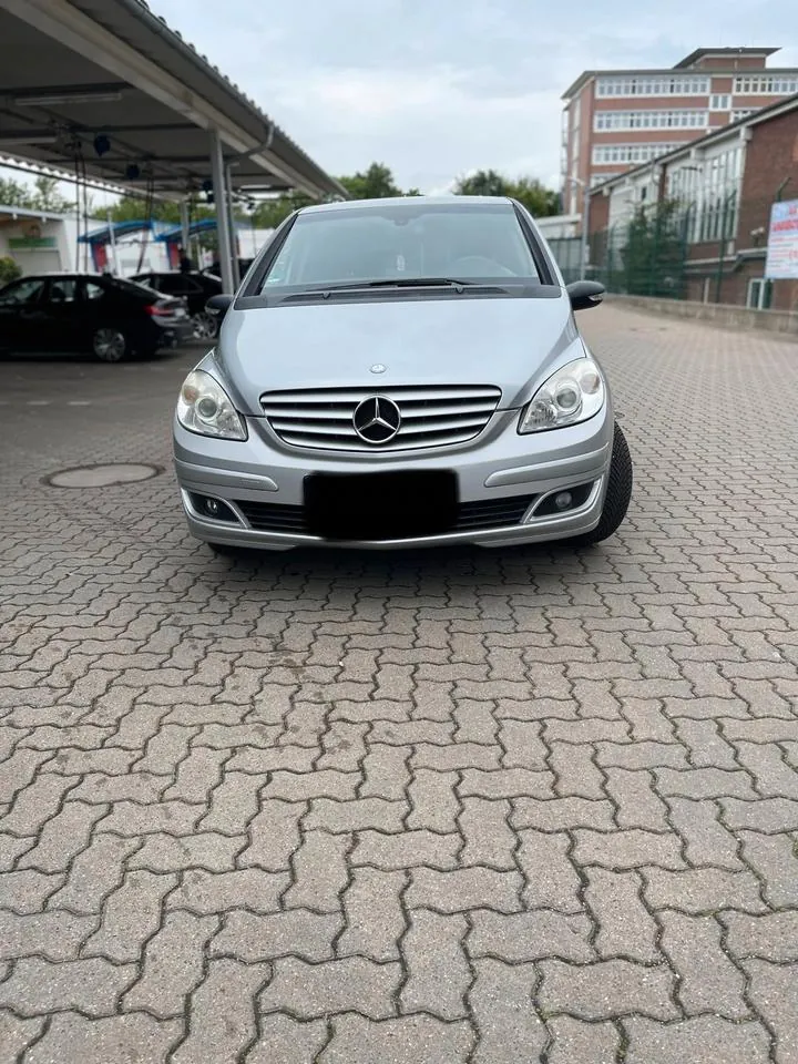 Mercedes-Benz B 150
