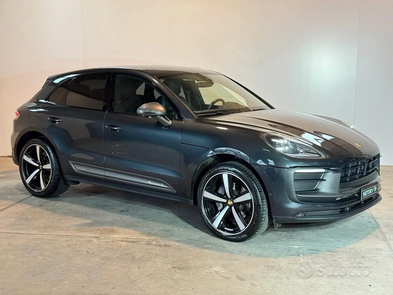 Porsche Macan 2022 photo 2