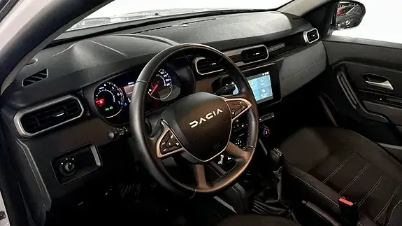 Dacia Duster 2024 photo 4