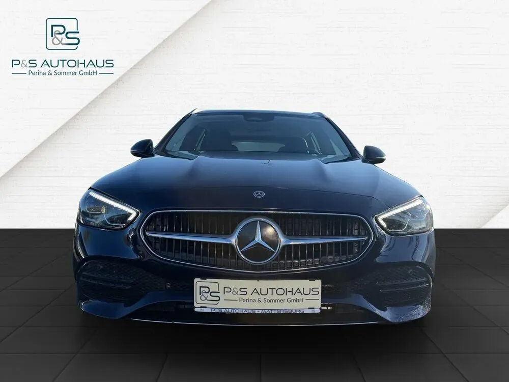 Mercedes-Benz C-Class 2022 photo 2