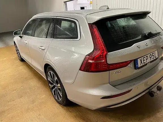 Volvo V60 2024 photo 4