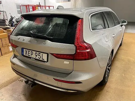 Volvo V60 2024 photo 3