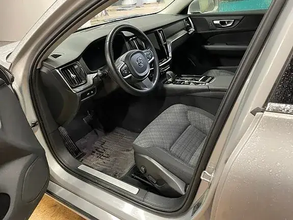 Volvo V60 2024 photo 5