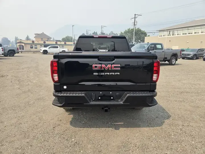 GMC Sierra 1500 2026 photo 4