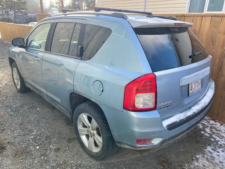 Jeep Compass 2013 photo 2