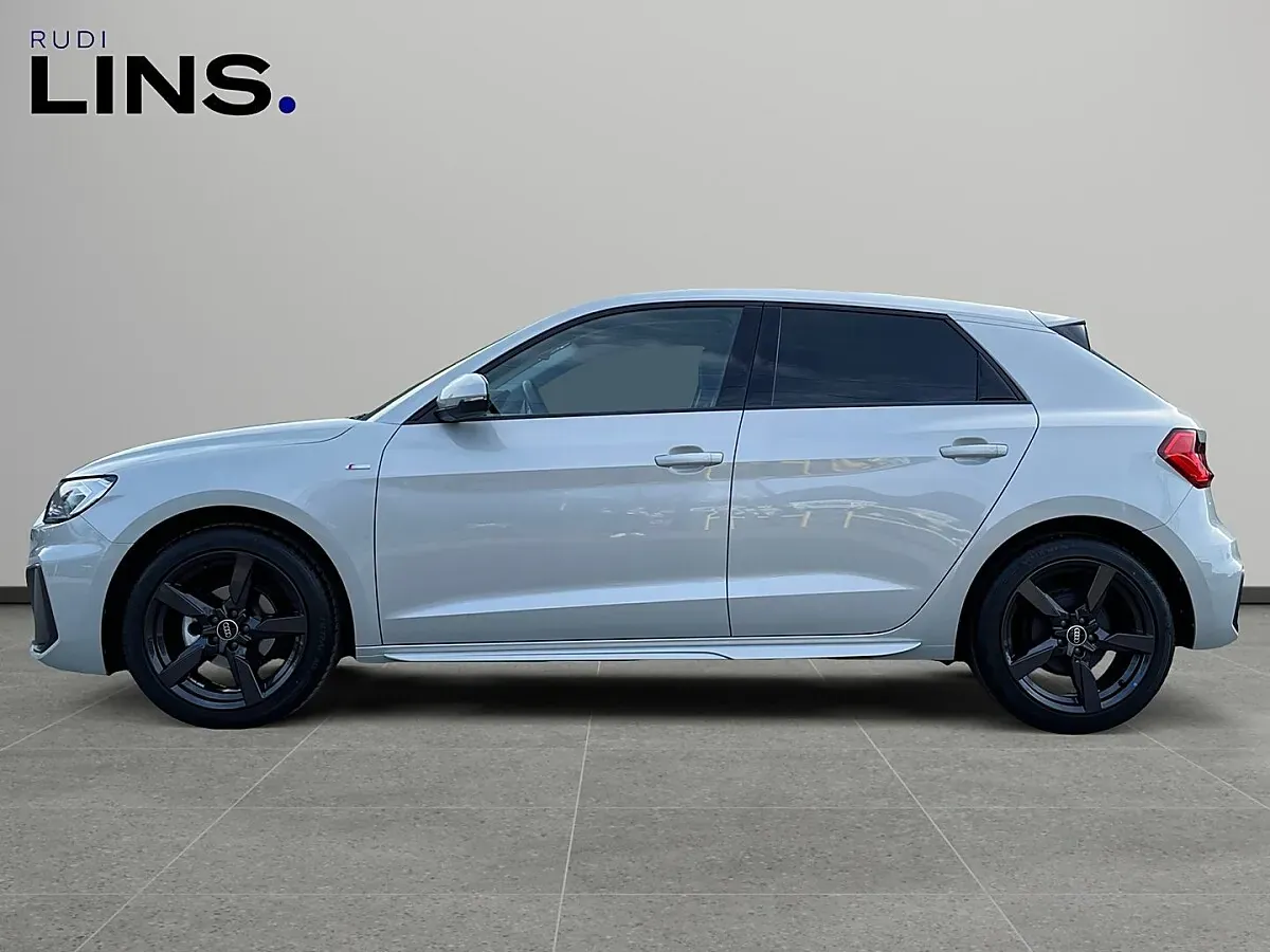 Audi A1 Sportback 2025 photo 2