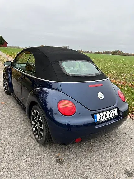 Volkswagen New Beetle 2004 photo 5
