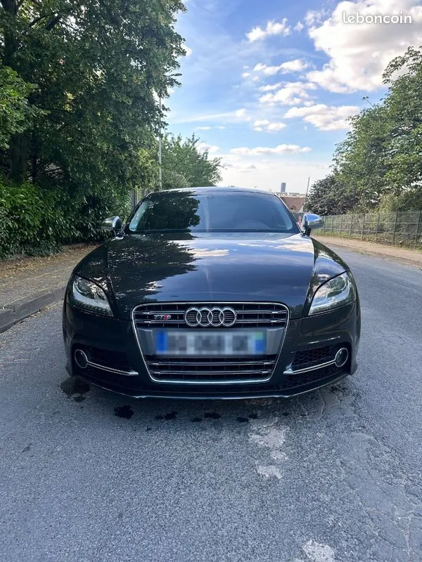 Audi Tts 2011 photo 2