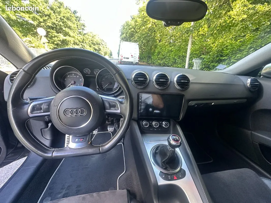 Audi Tts 2011 photo 3
