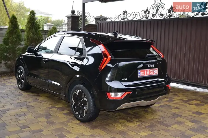 Kia Niro 2023 photo 2