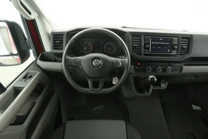 Volkswagen Crafter 2022 photo 2