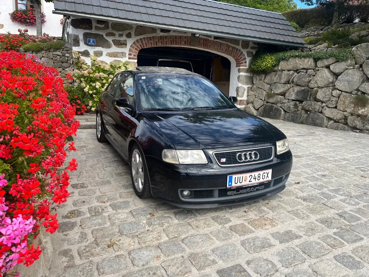 Audi A3 1999 photo 3