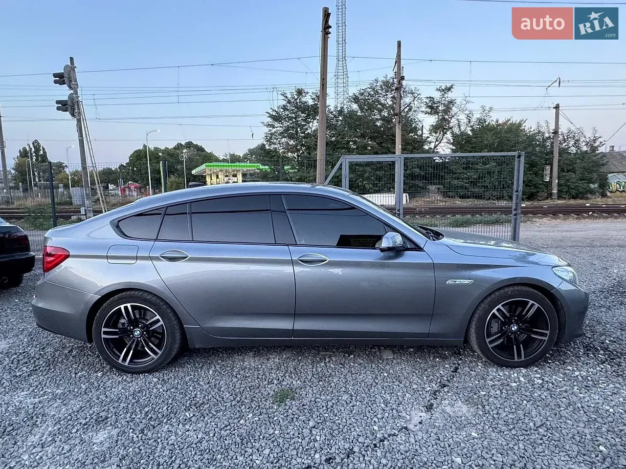 BMW 5 Series 2010 photo 4