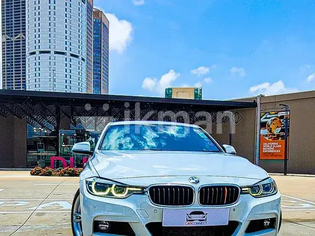 BMW 318I