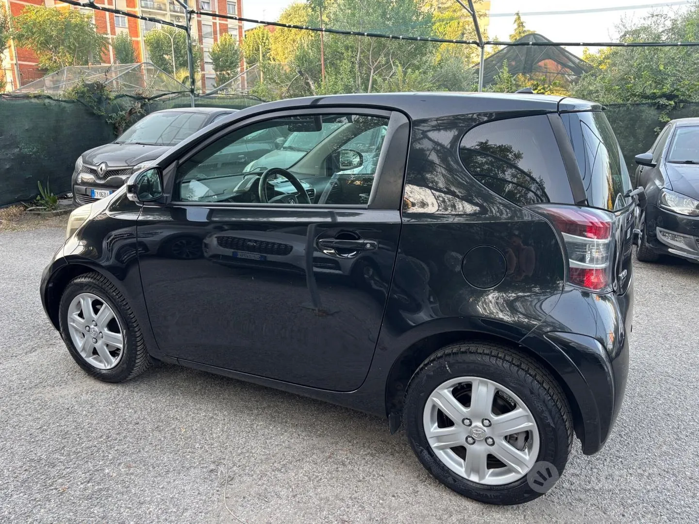 Toyota Iq 2010 photo 4