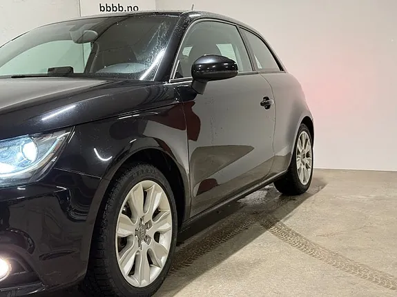 Audi A1 2011 photo 3