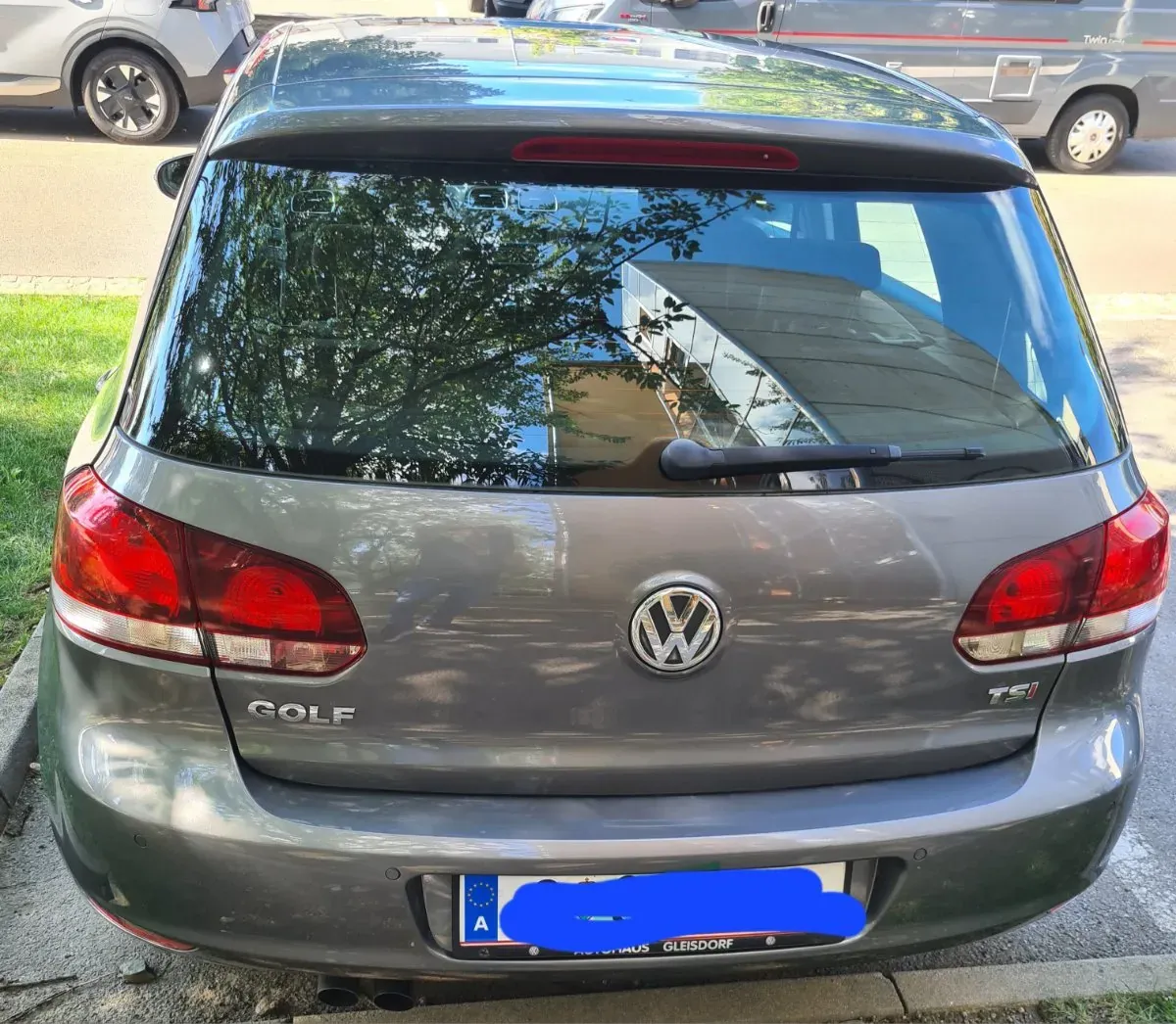 Volkswagen Golf 2009 photo 2