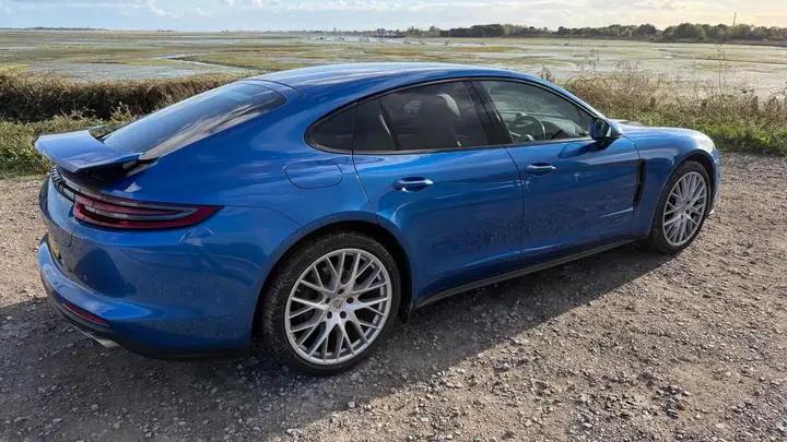 Porsche Panamera 2016 photo 4
