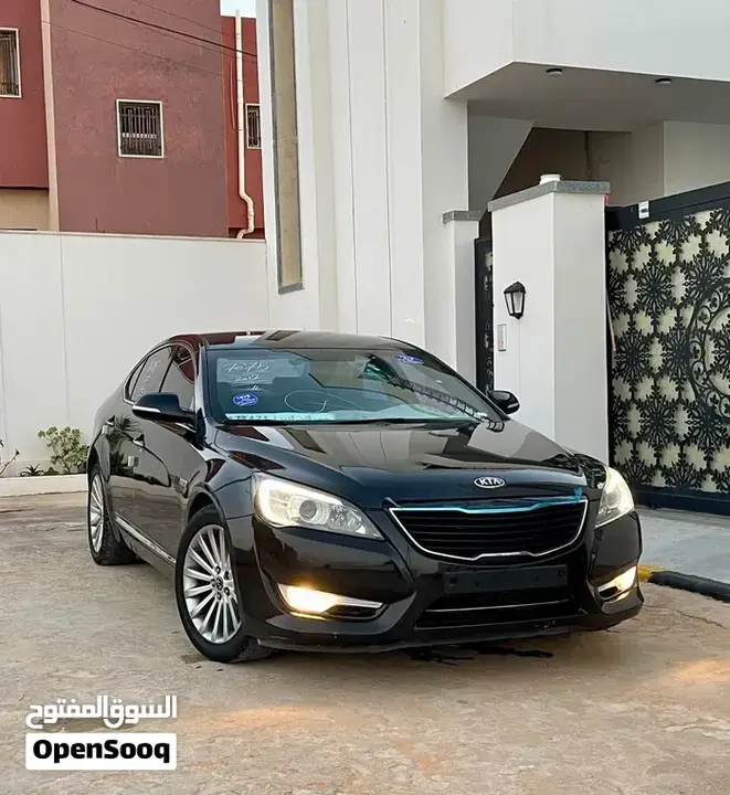 Kia Cadenza 2012 photo 2