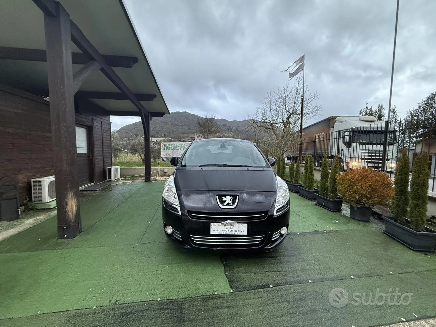 Peugeot 5008 2010 photo 2