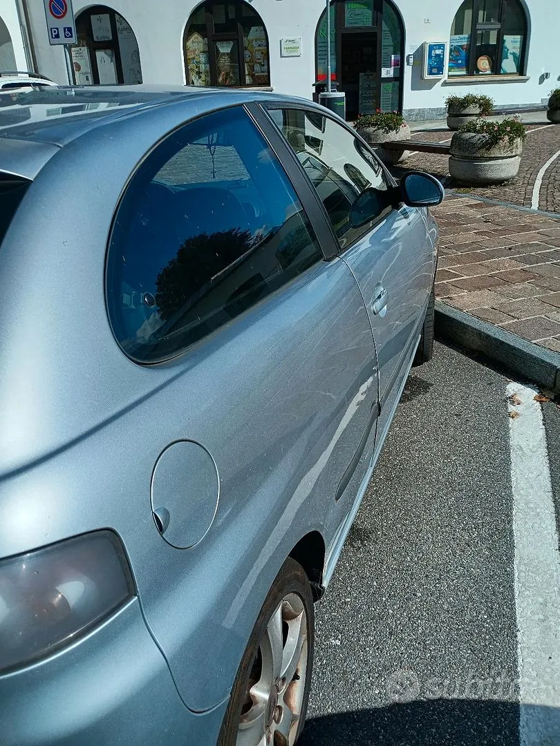 Seat Ibiza 2007 photo 4