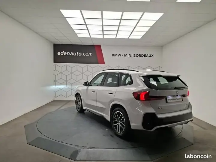 BMW X1 2023 photo 3