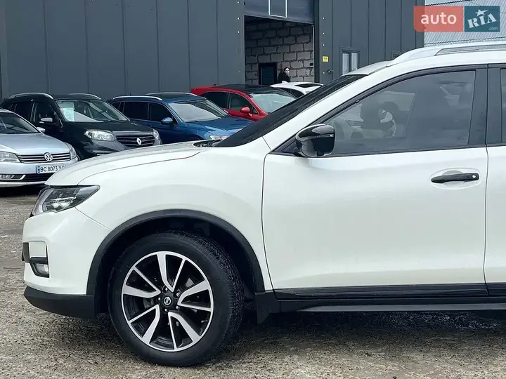Nissan Rogue 2018 photo 3
