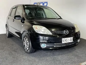 Mazda Demio 2005 photo 2