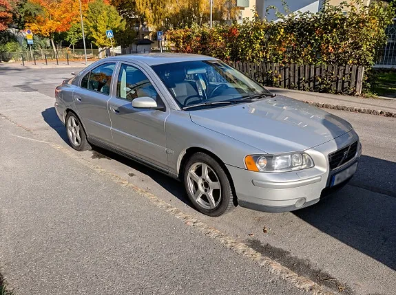Volvo S60 2005 photo 2