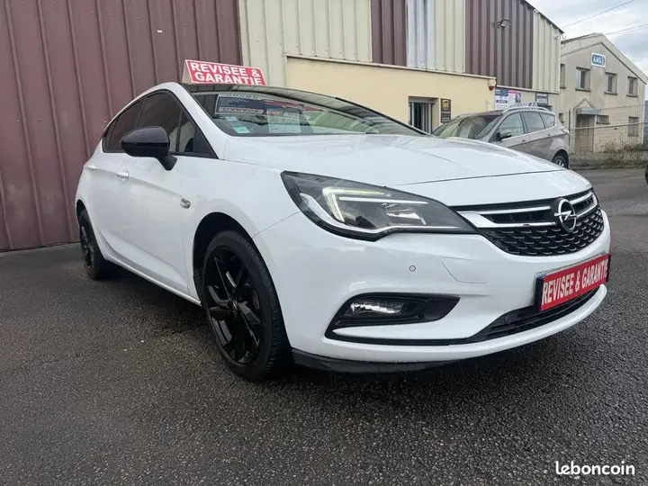 Opel Astra 2018 photo 4