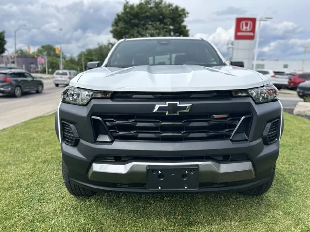 Chevrolet Colorado 2024 photo 3