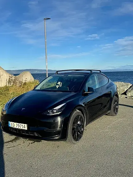 Tesla Model Y 2022 photo 5