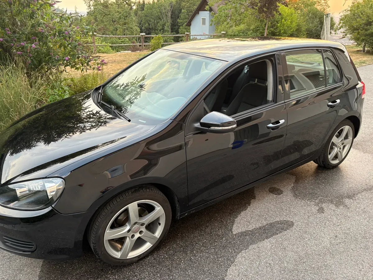 Volkswagen Golf 2009 photo 3