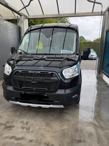 Ford Transit Trail
